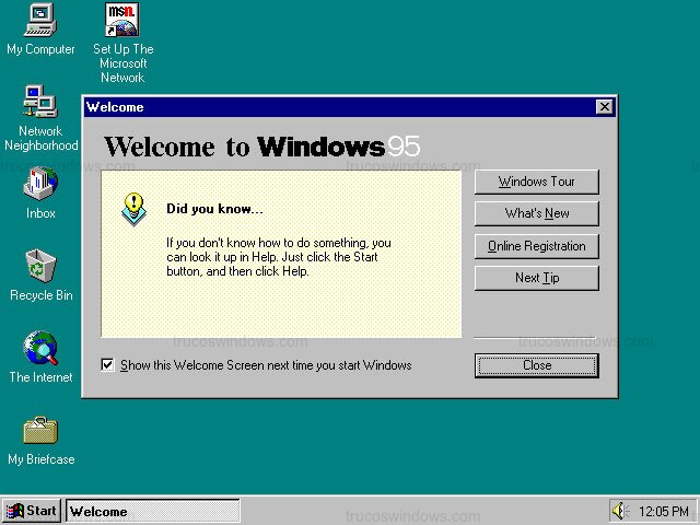 Escritorio de Windows 95 con Ventana de Bienvenida